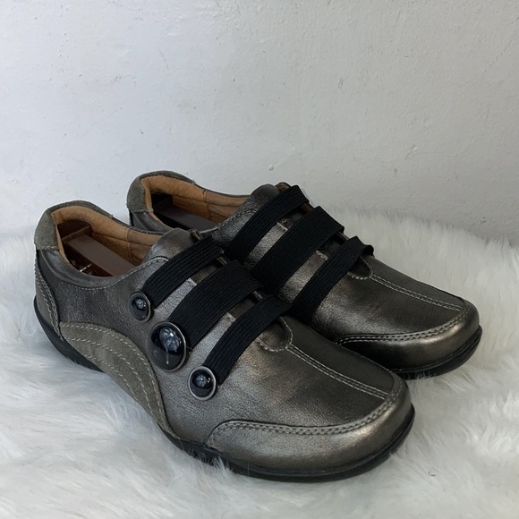 TAOS SHOES - Picture 2 of 13